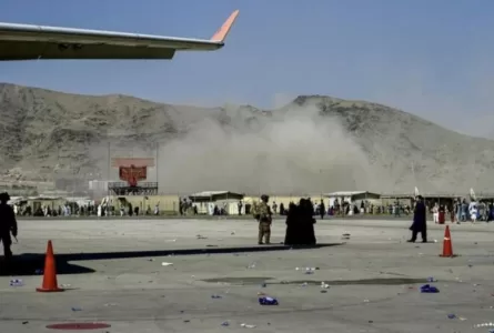 kabul-airport-explosion_1629989127