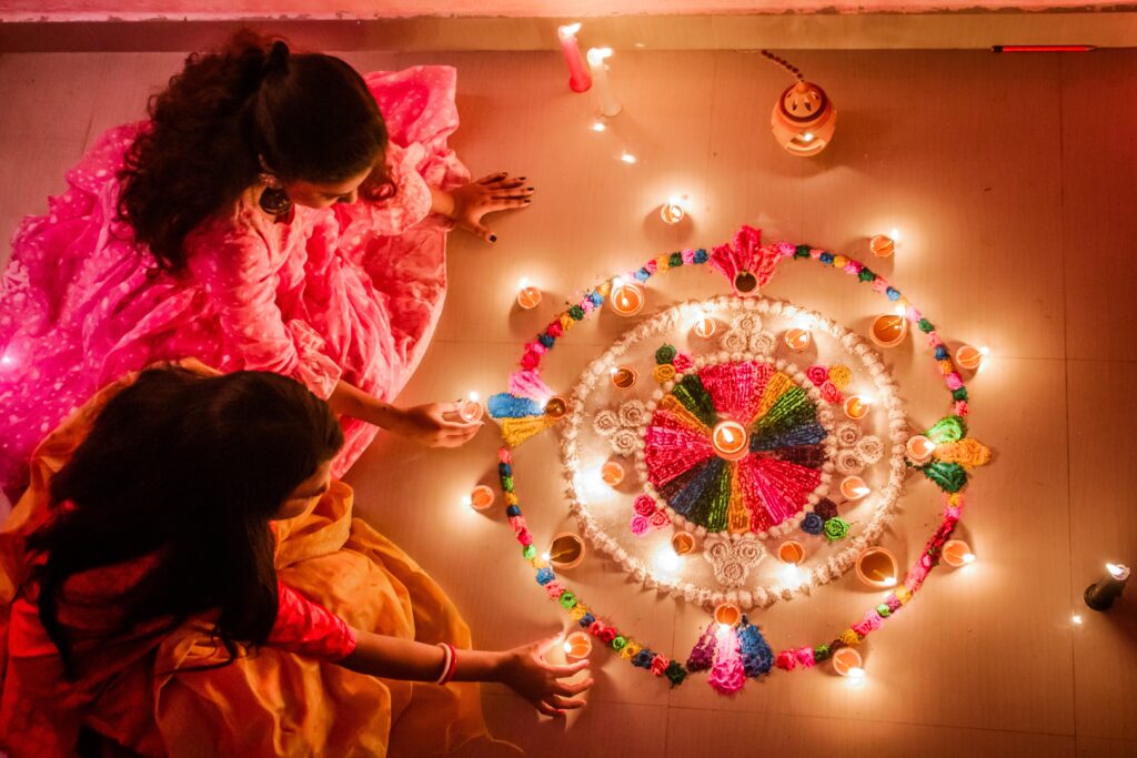 Scientific Reasons for Diwali: क्या दिया जलाने से कुछ बदल जाता है?