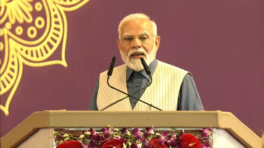 प्रधानमंत्री नरेंद्र मोदी
