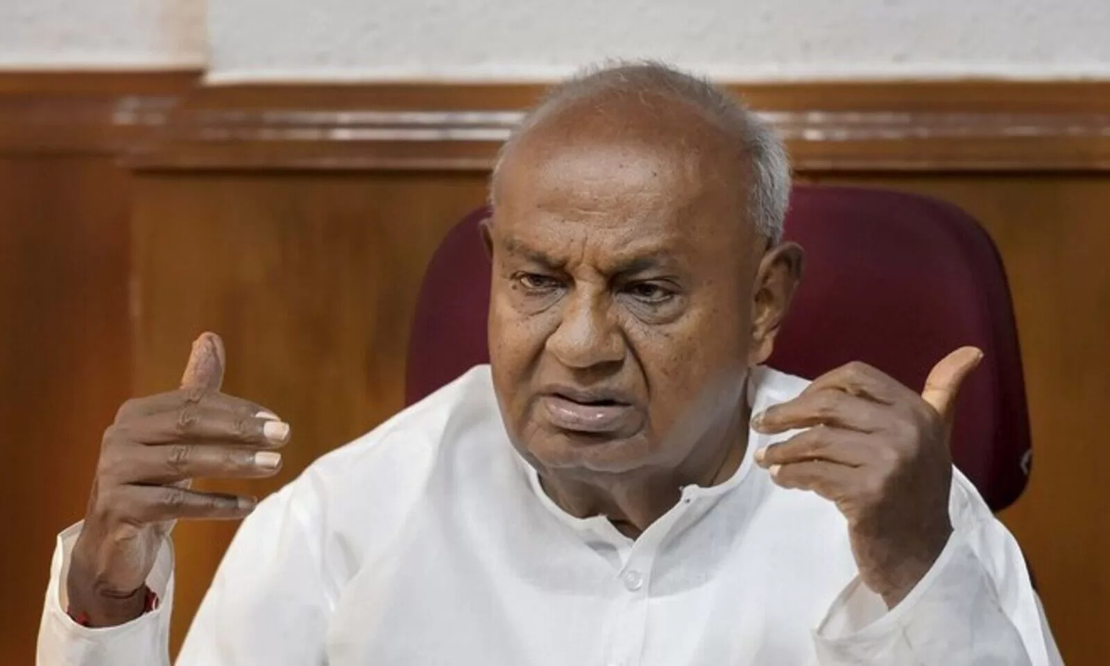 पूर्व पीएम एचडी देवगौड़ा भाजपा में शामिल