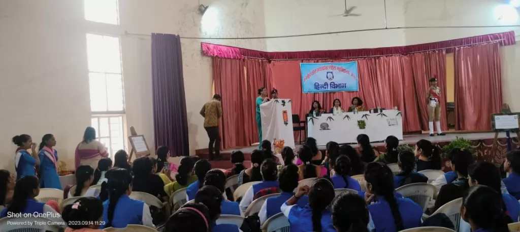 Kanohar Lal Mahila Mahavidyalaya Meerut में अतिथि व्याख्यान आयोजित