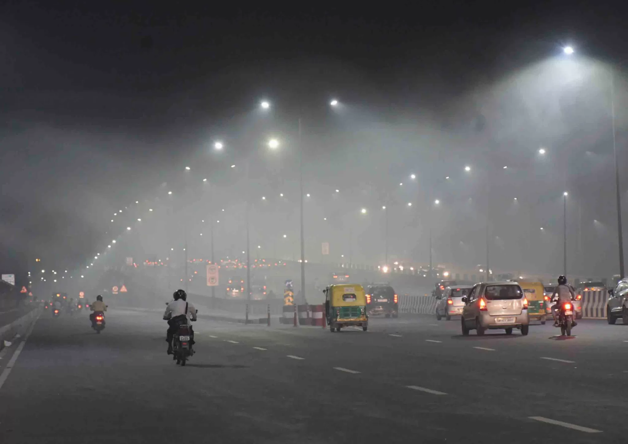 राजमार्गों पर धुंध से निबटने का बनाएं प्लान 1 delhi pollution BCCL3 5f895cc469aff