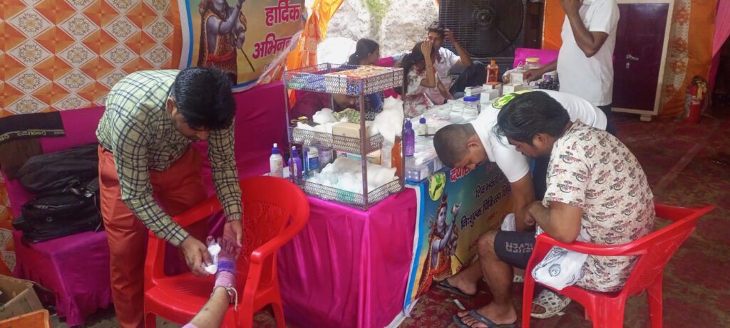 Meerut News: सफलतापूर्वक हुआ पूर्ण भोलों की सेवा का तीसरा दिन