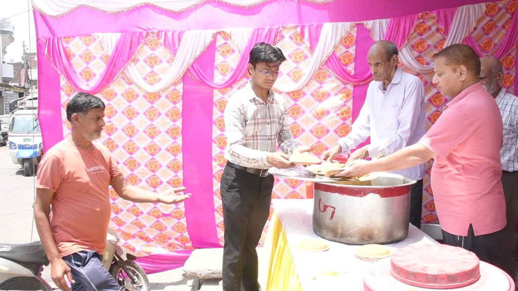 मासिक अन्न सेवा बनेगा मिसाल: आलोक सिसोदिया 9 DSC 8983.MP4.Still001