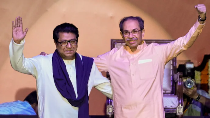भाषा विवाद से राजनीति करने की चालबाजी है घातक