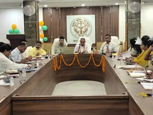 Sanitation system in Meerut has collapsed, there is a shortage of 5400 employees: SC-ST Commission