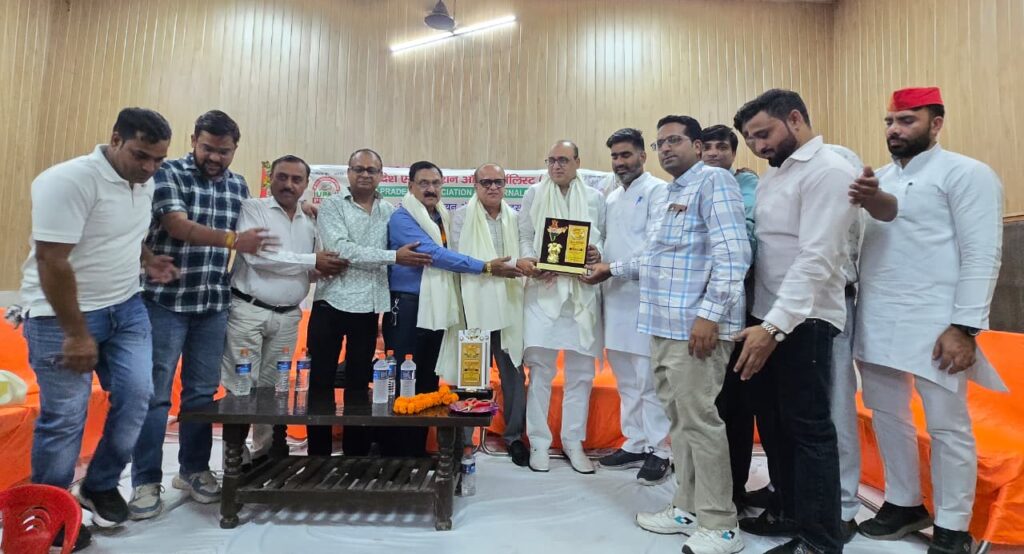 UPAJ Patrakar Association ने किया पत्रकार सम्मान समारोह का भव्य आयोजन