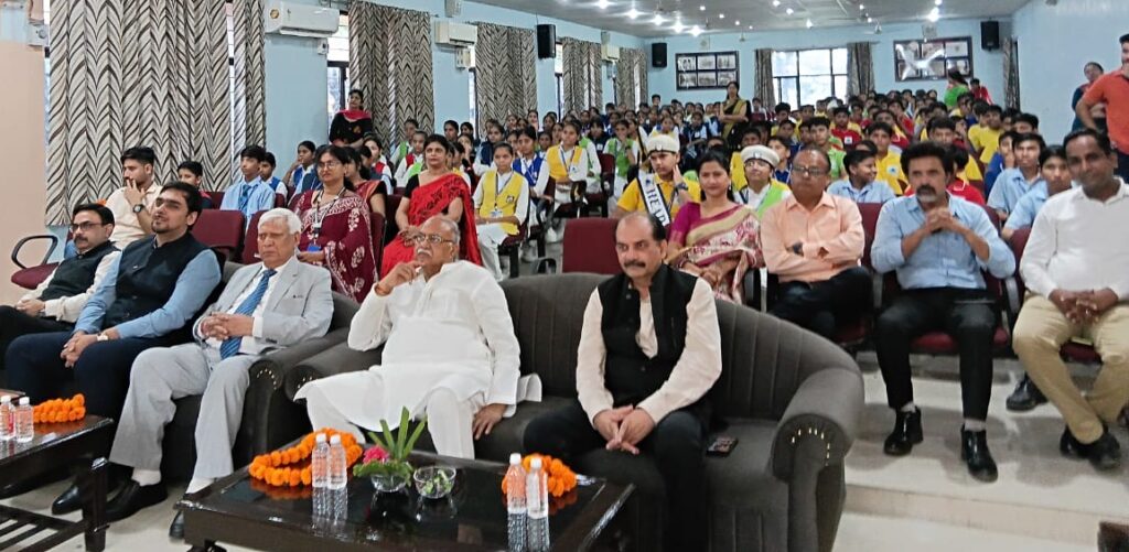 Kanti Devi Foundation Meerut ने बच्चों को दिया पर्यावरण बचाने का संदेश