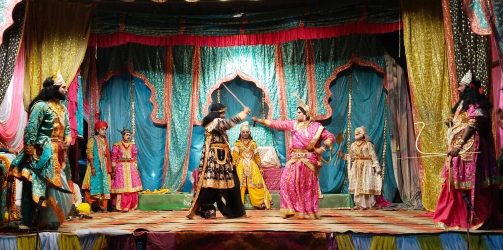 कैकेई के वरदानों और श्रीराम वनगमन की लीला ने भक्तों को किया भावविभोर