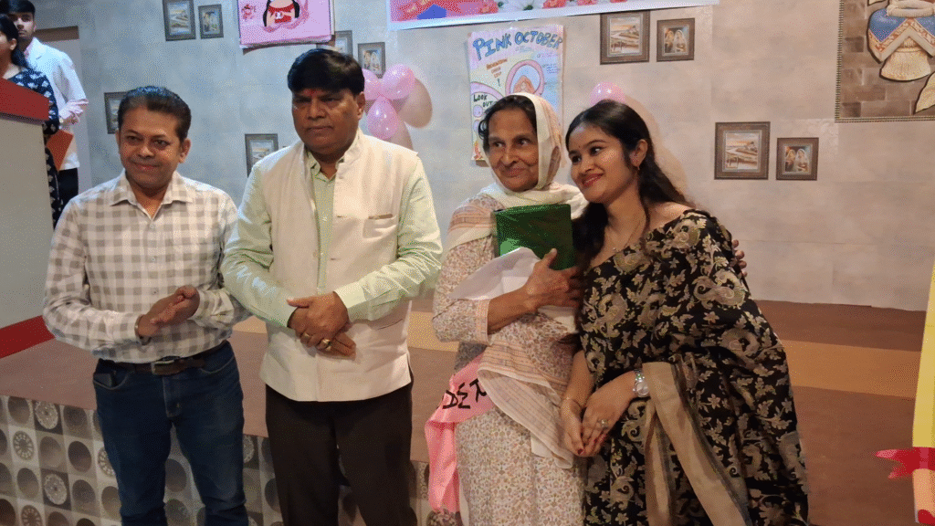 KMC Cancer Hospital Meerut में स्तन कैंसर जागरूकता कार्यक्रम