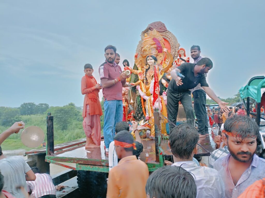 नवरात्रि की समाप्ति दुर्गा मैया का विसर्जन 1