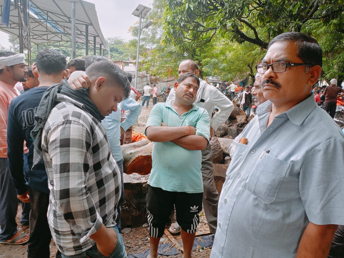 काजीपुर के किराना व्यवसाई हीरा लाल