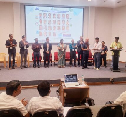 अंतरराष्ट्रीय संगोष्ठी में शोधार्थी पवन कुमार को सर्वश्रेष्ठ मौखिक प्रस्तुति पुरस्कार