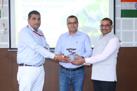 सुभारती विश्वविद्यालय में ICSDII-2026 का दूसरा दिन: शोध, तकनीक और वैश्विक नवाचार पर मंथन