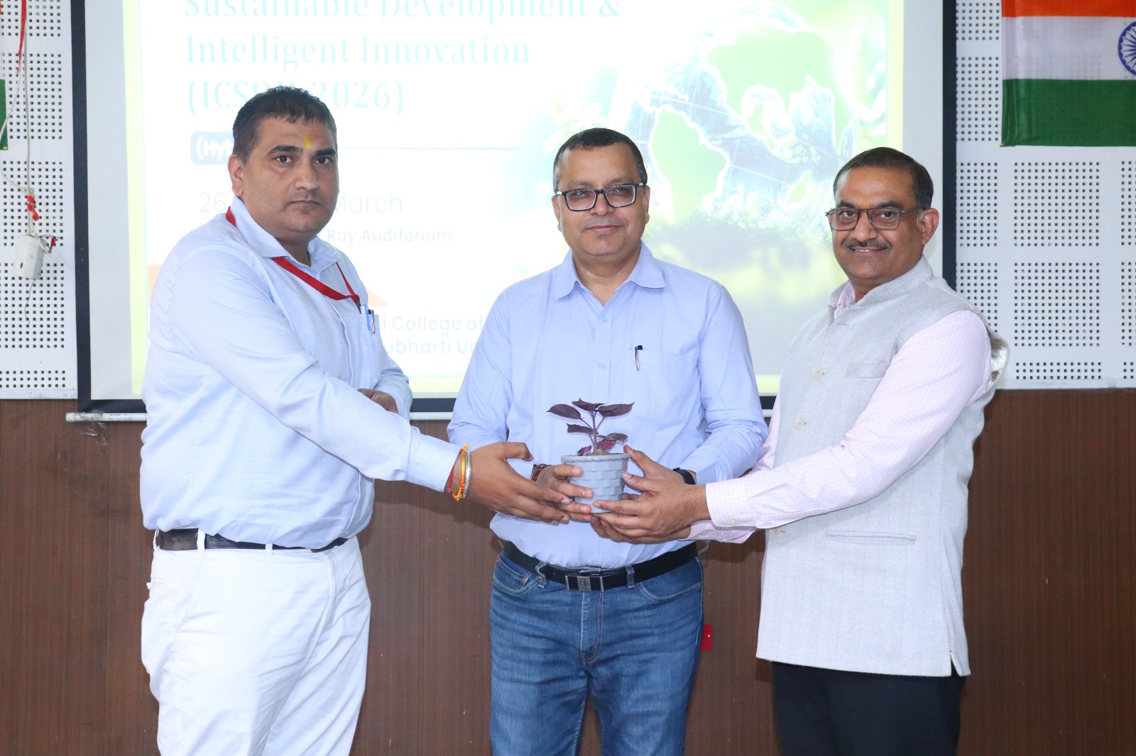 सुभारती विश्वविद्यालय में ICSDII-2026 का दूसरा दिन: शोध, तकनीक और वैश्विक नवाचार पर मंथन 1 सुभारती विश्वविद्यालय में ICSDII-2026 का दूसरा दिन: शोध, तकनीक और वैश्विक नवाचार पर मंथन