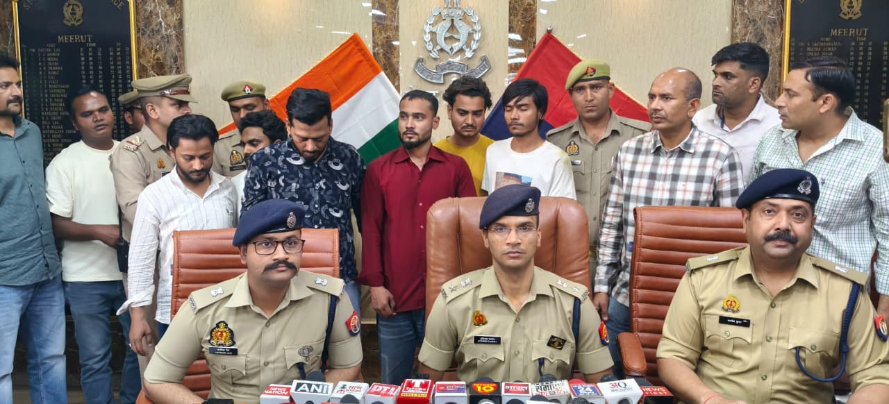 मेरठ में अवैध टेलीफोन एक्सचेंज का भंडाफोड़, 6 आरोपी गिरफ्तार