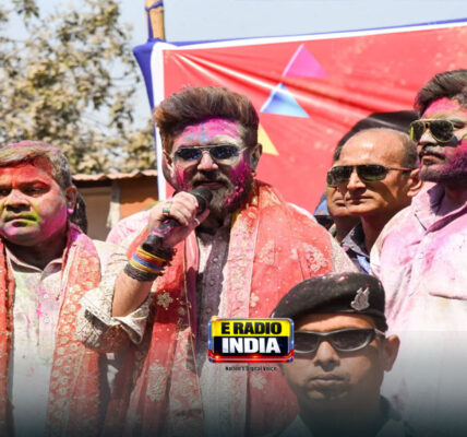 पटना में होली का रंग चढ़ा, सियासत भी हुई रंगीन—चिराग पासवान ने कार्यकर्ताओं संग मनाया त्योहार