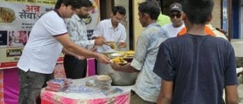 16th Ann Sewa: ई रेडियो इंडिया का 16वां मासिक अन्न सेवा अभियान बना मानवता की मिसाल 2 16th Ann Sewa: ई रेडियो इंडिया का 16वां मासिक अन्न सेवा अभियान बना मानवता की मिसाल