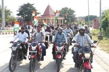 प्रयागराज में तिरंगा बाइक रैली, राष्ट्रभक्ति के रंग में रंगा राज्य विश्वविद्यालय