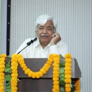 श्री आलोक कुमार, वरिष्ठ अधिवक्ता एवं अंतर्राष्ट्रीय अध्यक्ष, विश्व हिन्दू परिषद की ओर से 3 WhatsApp Image 2026 09 02 at 9.58.47 PM