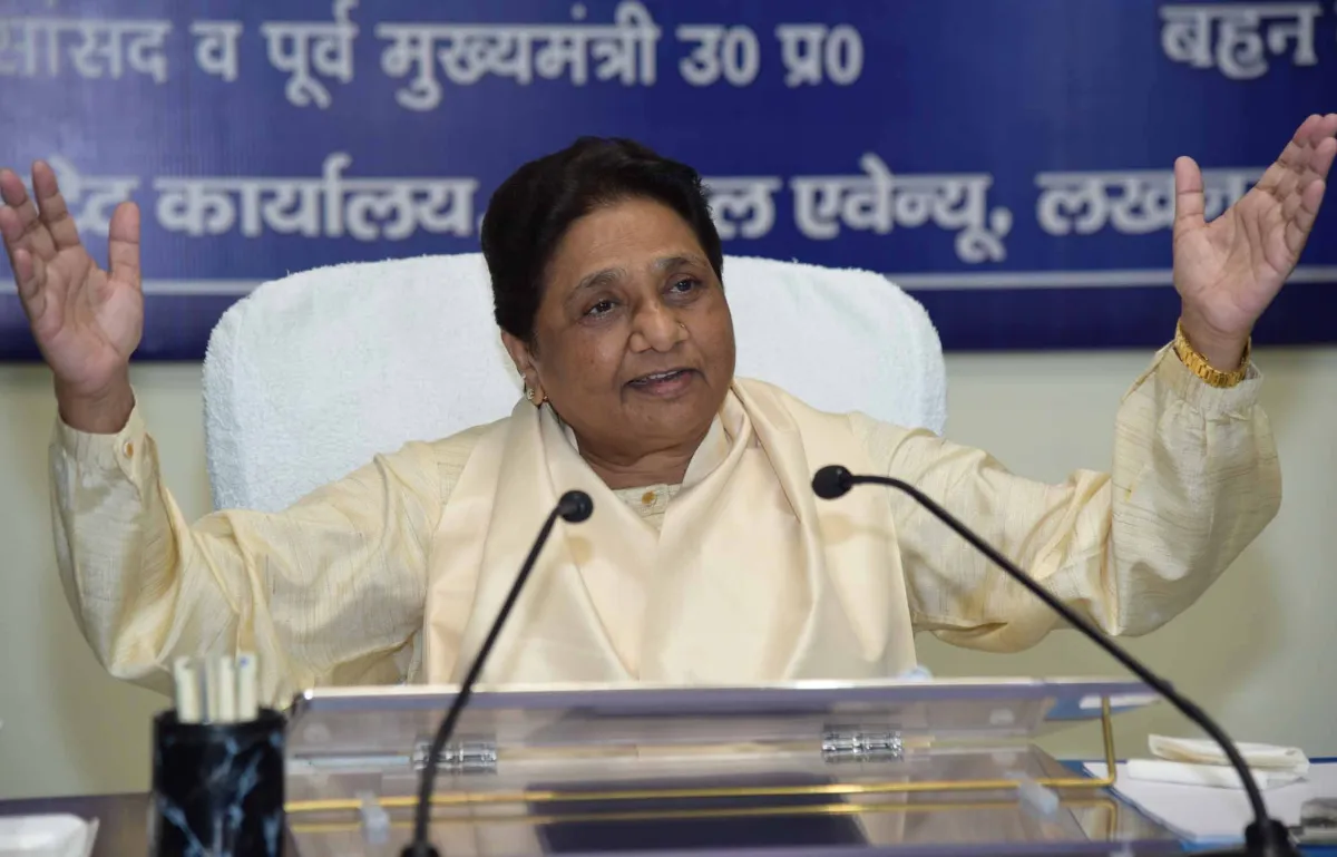 चार मेडिकल कॉलेजों में आरक्षण पर रोक