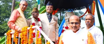 प्रमुख मार्गों से गुजरते हुए स्वतंत्रता संग्राम के बलिदानियों के प्रति सम्मान का संदेश दिया। वहीं, लेफ्टिनेंट आर. माधवन पिल्लई के संबोधन और डॉ. अतुल कृष्ण की मांग ने आयोजन के ऐतिहासिक विमर्श को भी प्रमुखता दी।