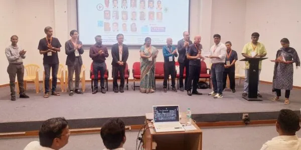 अंतरराष्ट्रीय संगोष्ठी में शोधार्थी पवन कुमार को सर्वश्रेष्ठ मौखिक प्रस्तुति पुरस्कार 19 अंतरराष्ट्रीय संगोष्ठी में शोधार्थी पवन कुमार को सर्वश्रेष्ठ मौखिक प्रस्तुति पुरस्कार