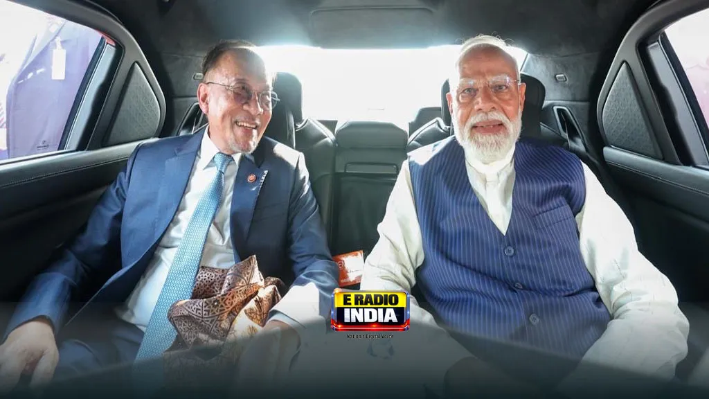 पीएम मोदी ने मलेशिया के प्रधानमंत्री अनवर के साथ कार में यात्रा की