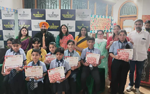 The Gurukulam International School में केडीएफ स्टूडेंट्स अवार्ड समारोह सम्पन्न