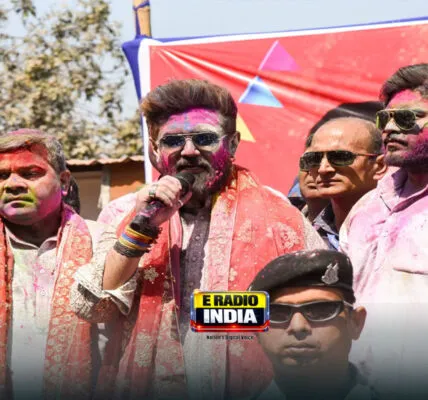 पटना में होली का रंग चढ़ा, सियासत भी हुई रंगीन—चिराग पासवान ने कार्यकर्ताओं संग मनाया त्योहार 2 पटना में होली का रंग चढ़ा, सियासत भी हुई रंगीन—चिराग पासवान ने कार्यकर्ताओं संग मनाया त्योहार