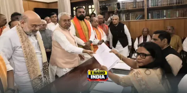 Nitish Kumar ने राज्यसभा के लिए भरा नामांकन, नए मुख्यमंत्री को लेकर अटकलें तेज