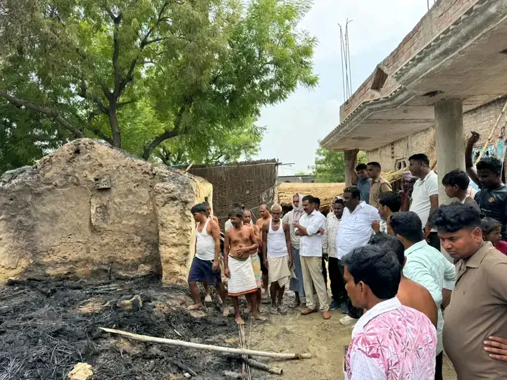 अग्निकांड से क्षति की सूचना पर पहुंचे विधायक